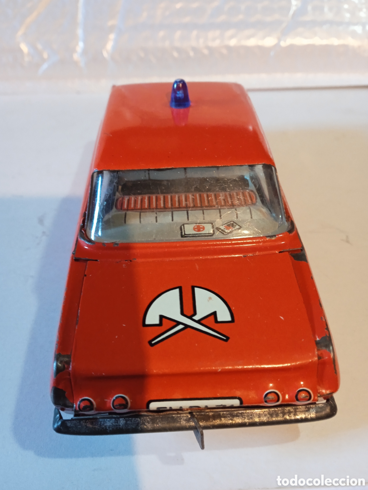 Coches a escala: Coche de bomberos de hojalata - Foto 4