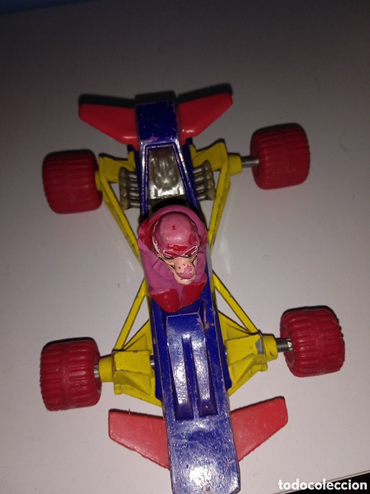 Coches a escala: Coche de Dastardly (Pierre Nodoyuna) - Foto 1