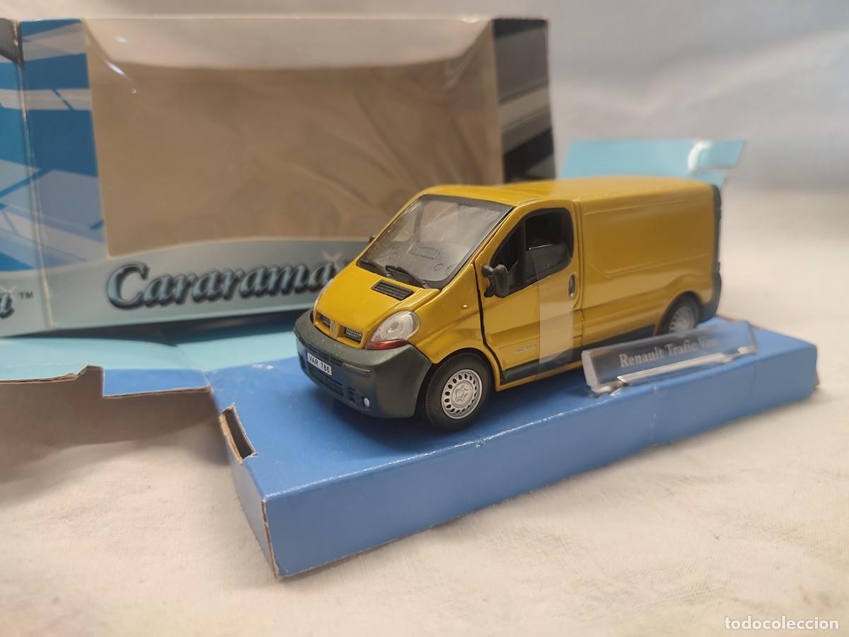 Coches a escala: Renault Trafic Van 1/43 Cararama - Foto 1