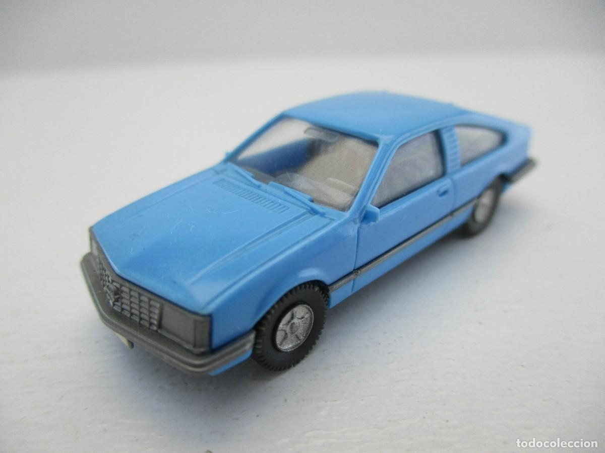 Coches a escala: COCHE ESCALA 1:87 REF B2 - Foto 1