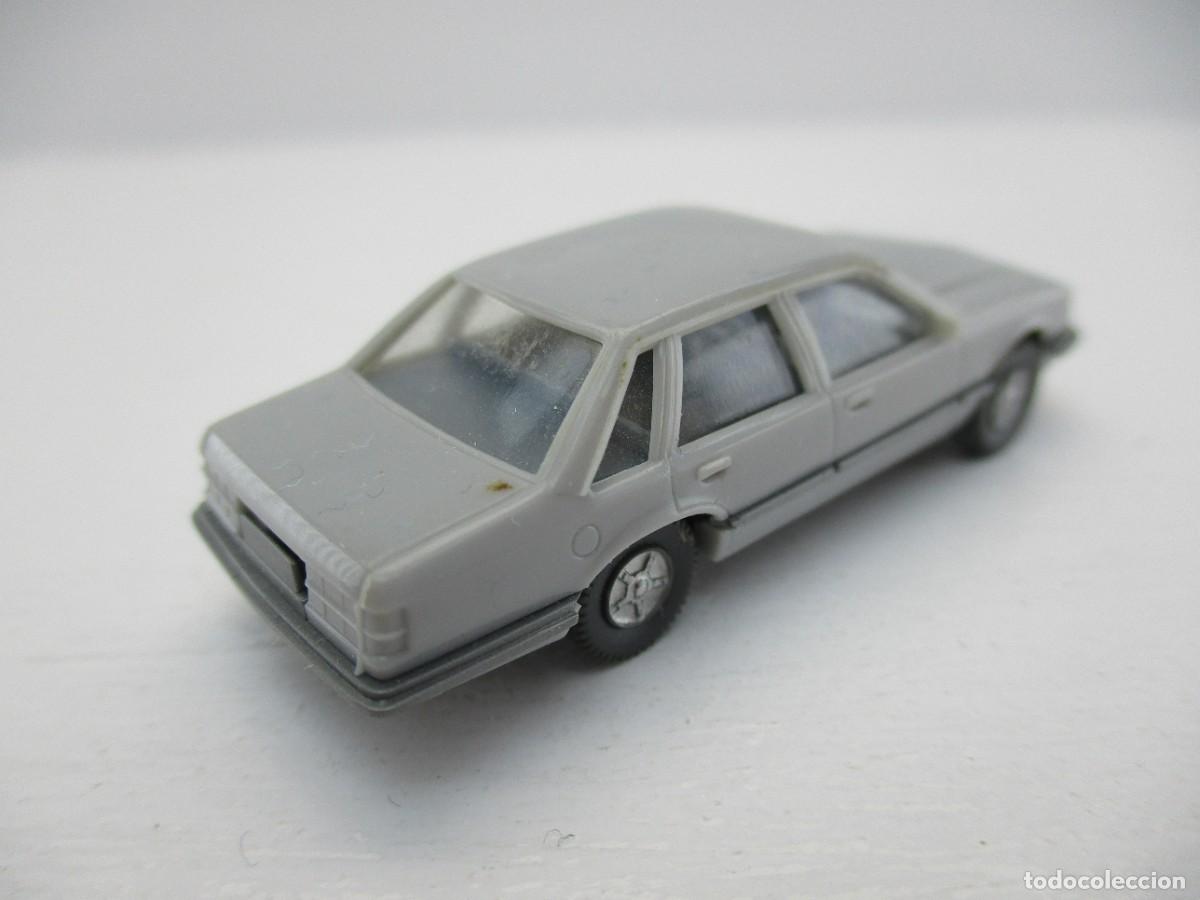 Coches a escala: COCHE ESCALA 1:87 REF B5 - Foto 2