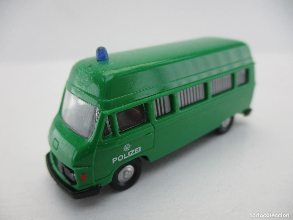 Coches a escala: COCHE ESCALA 1:87 REF B1 - Foto 1