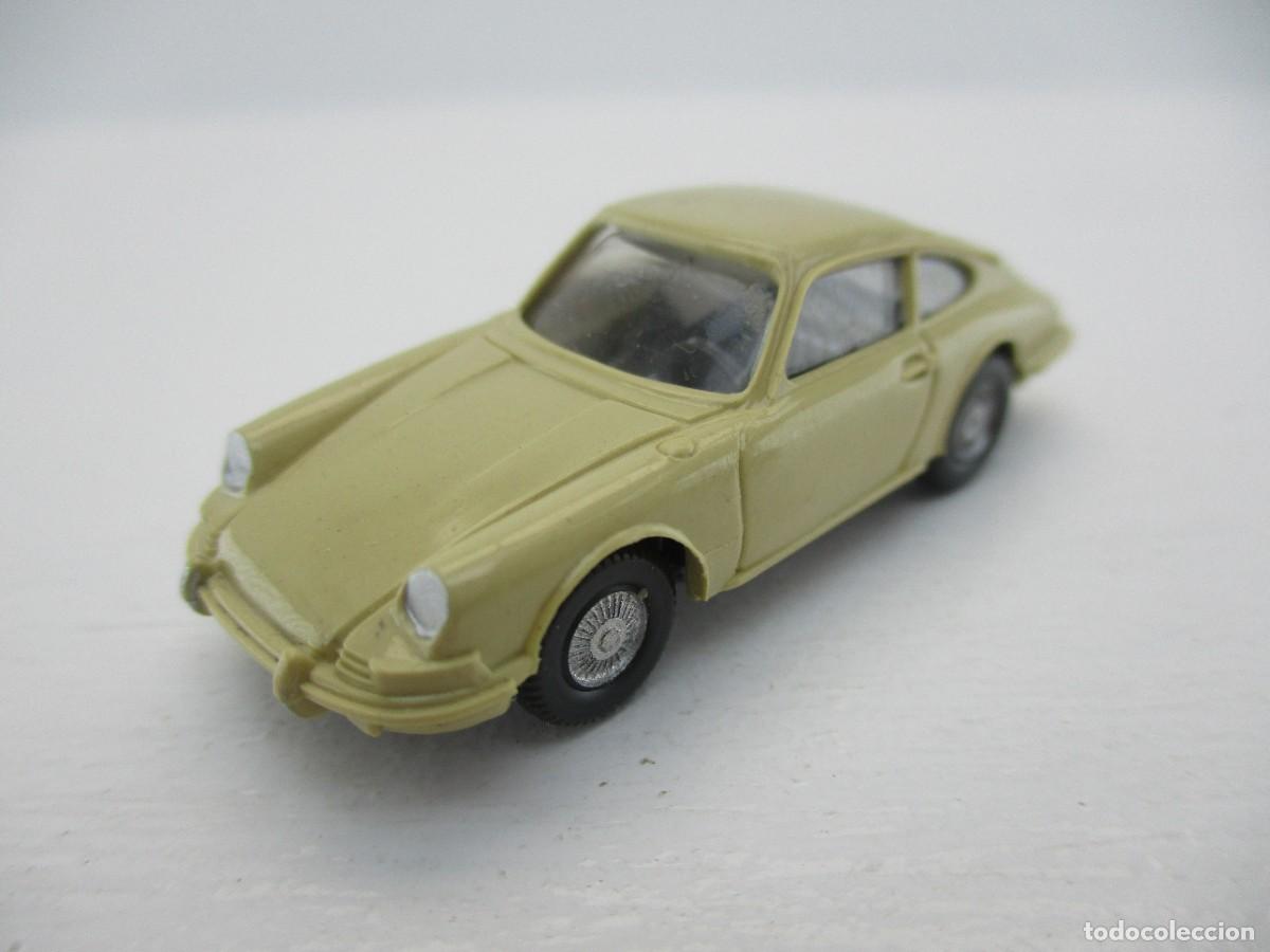 Coches a escala: COCHE ESCALA 1:87 REF B11 - Foto 1