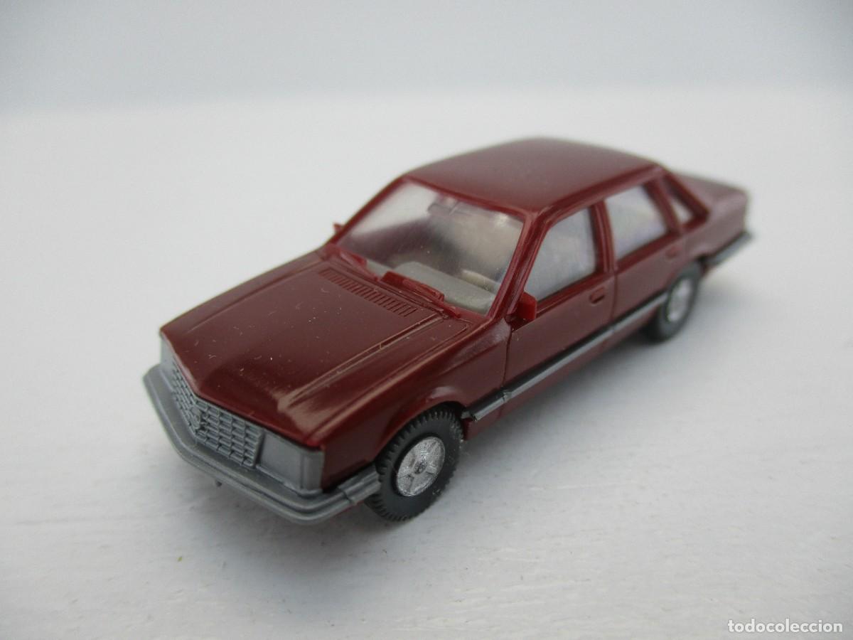 Coches a escala: COCHE ESCALA 1:87 REF B14 - Foto 1