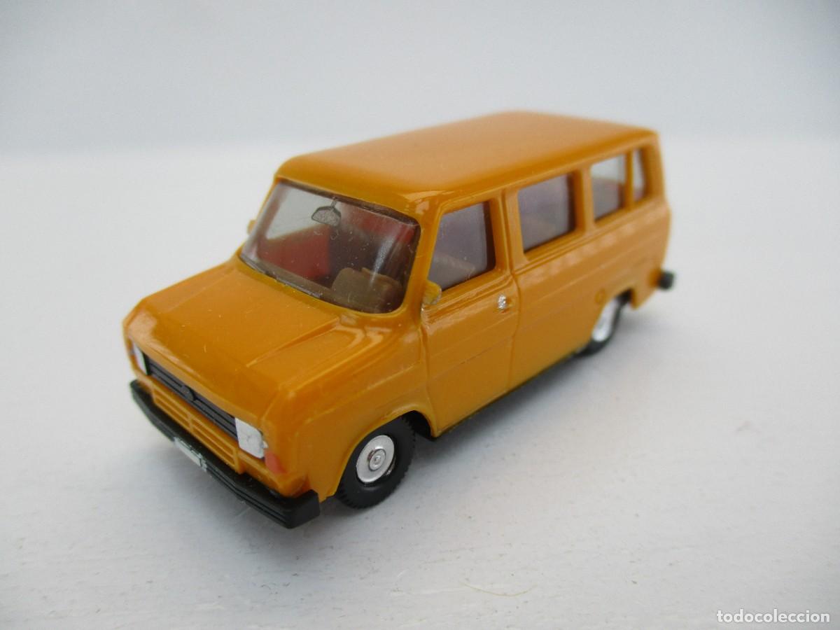 Coches a escala: COCHE ESCALA 1:87 REF C-5 - Foto 1