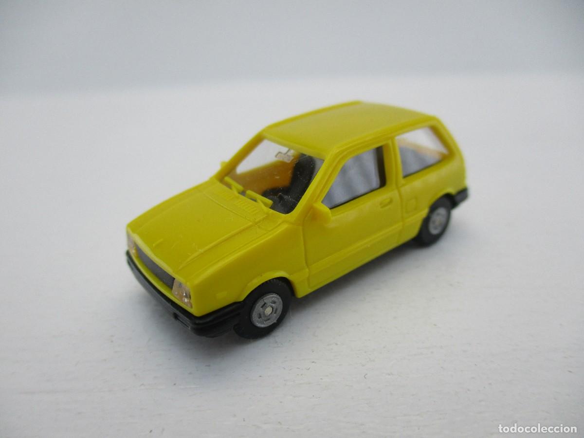 Coches a escala: COCHE ESCALA 1:87 REF C-5 - Foto 1