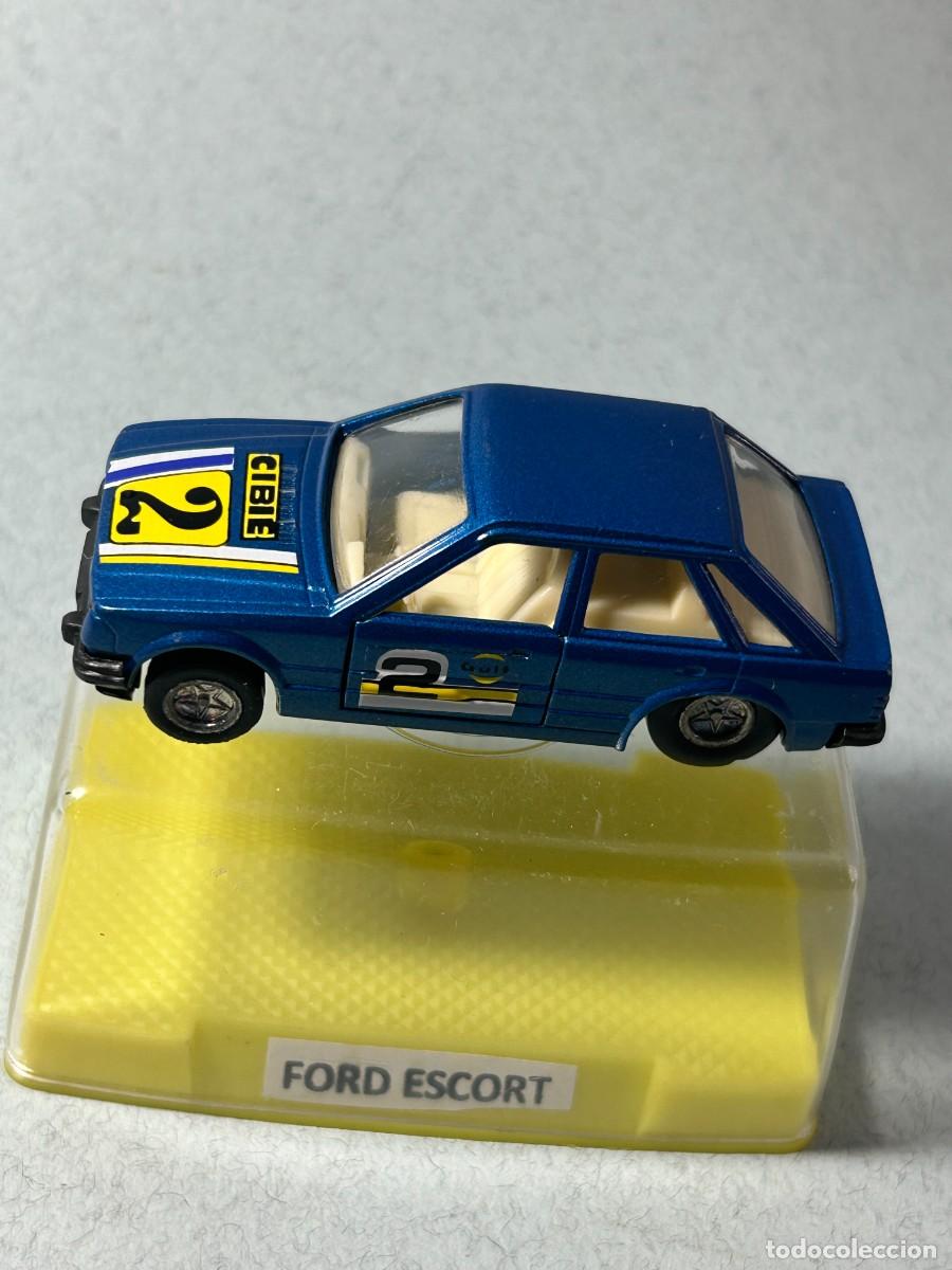 Coches a escala: FORD ESCORT DE MIRA REF. 2303 - Foto 2