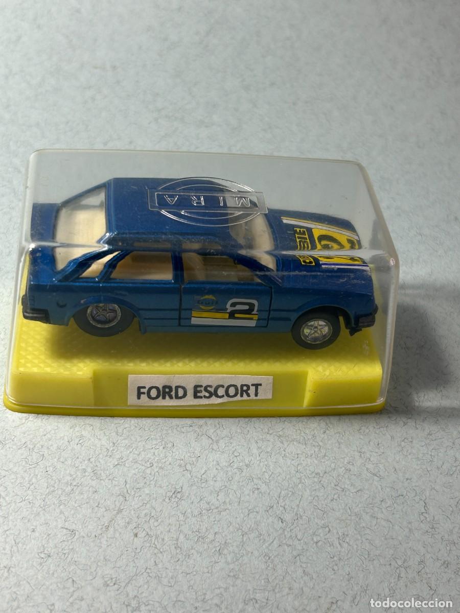 Coches a escala: FORD ESCORT DE MIRA REF. 2303 - Foto 3