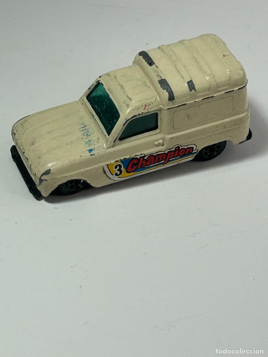 Coches a escala: RENAULT 4 DE GUILOY 1:64 - Foto 1