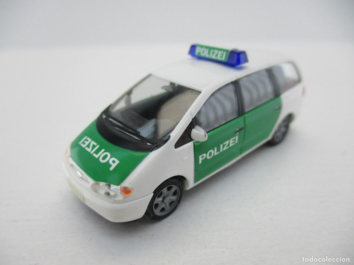Coches a escala: COCHE ESCALA 1:87 REF B17 - Foto 1