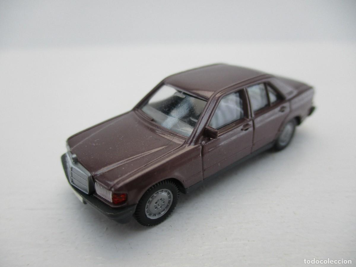 Coches a escala: COCHE ESCALA 1:87 REF B17 - Foto 1