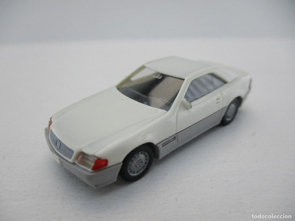 Coches a escala: COCHE ESCALA 1:87 REF B17 - Foto 1