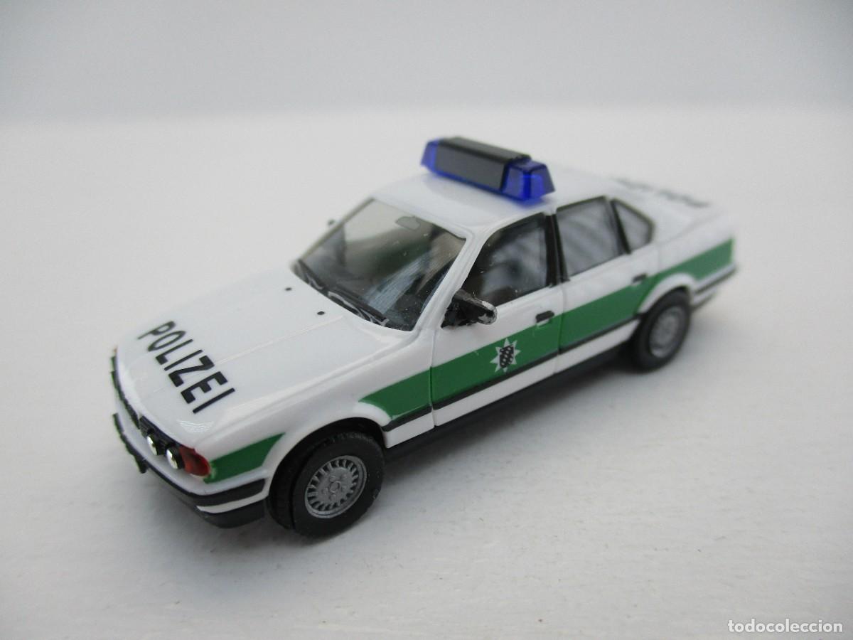 Coches a escala: COCHE ESCALA 1:87 REF B17 - Foto 1