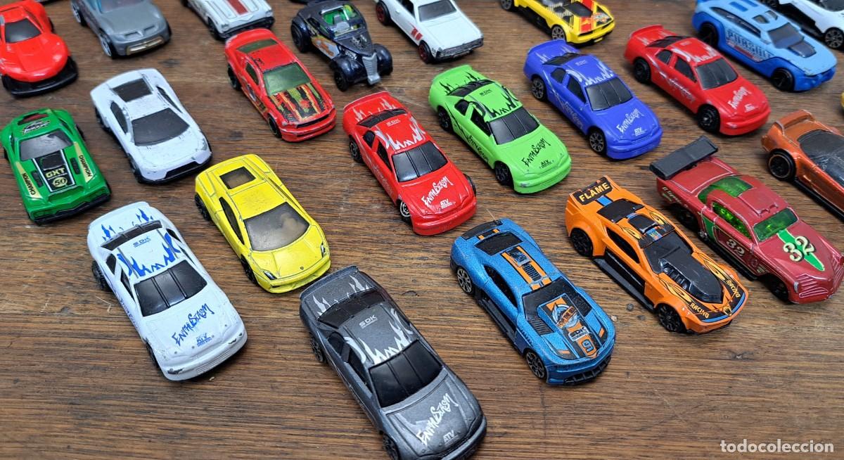 Coches a escala: 30 coches de colecci&oacute;n, metal y pl&aacute;stico - Foto 5