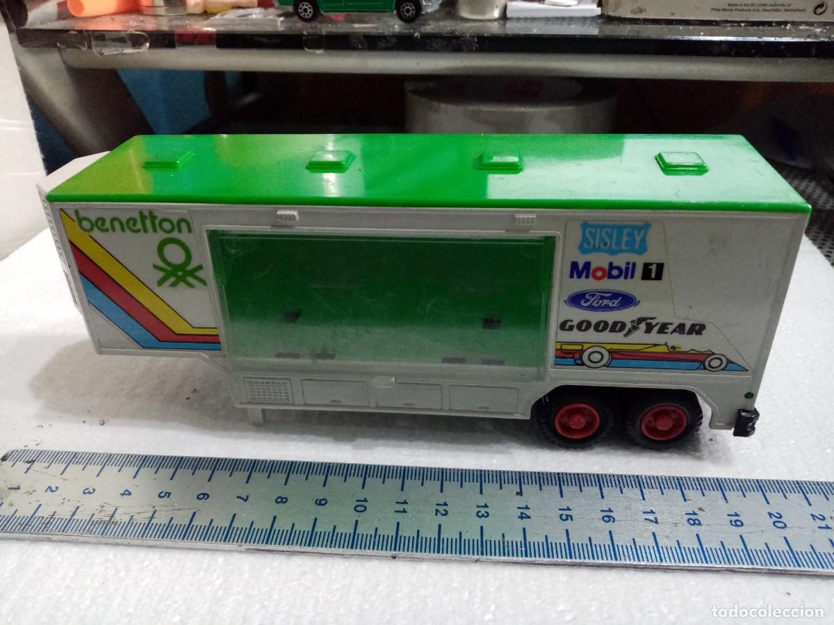 Coches a escala: REMOLQUE DE CAMION DE FORMULA 1 BENETTON - ESC. 1/33 - ESPA&Ntilde;A - GUISVAL - COCHE