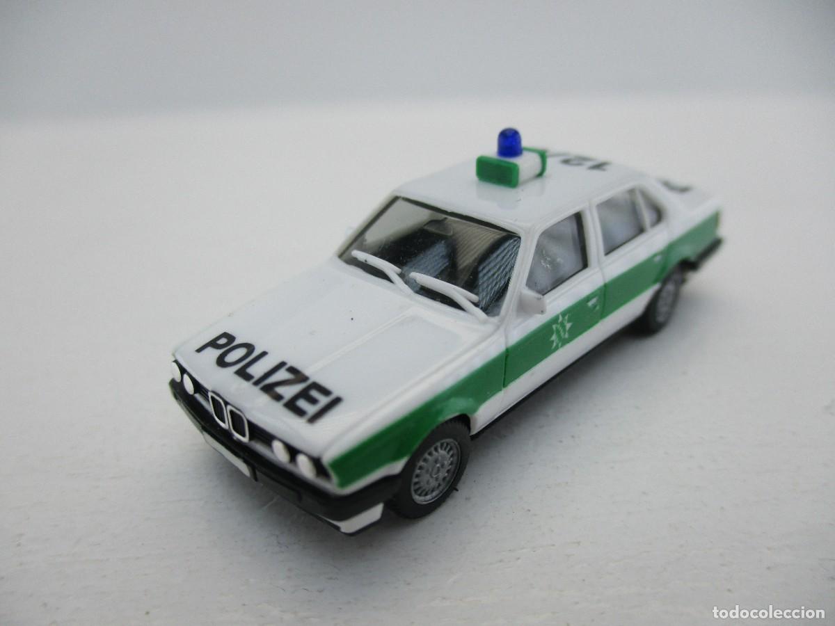 Coches a escala: COCHE ESCALA 1:87 REF B16 - Foto 1