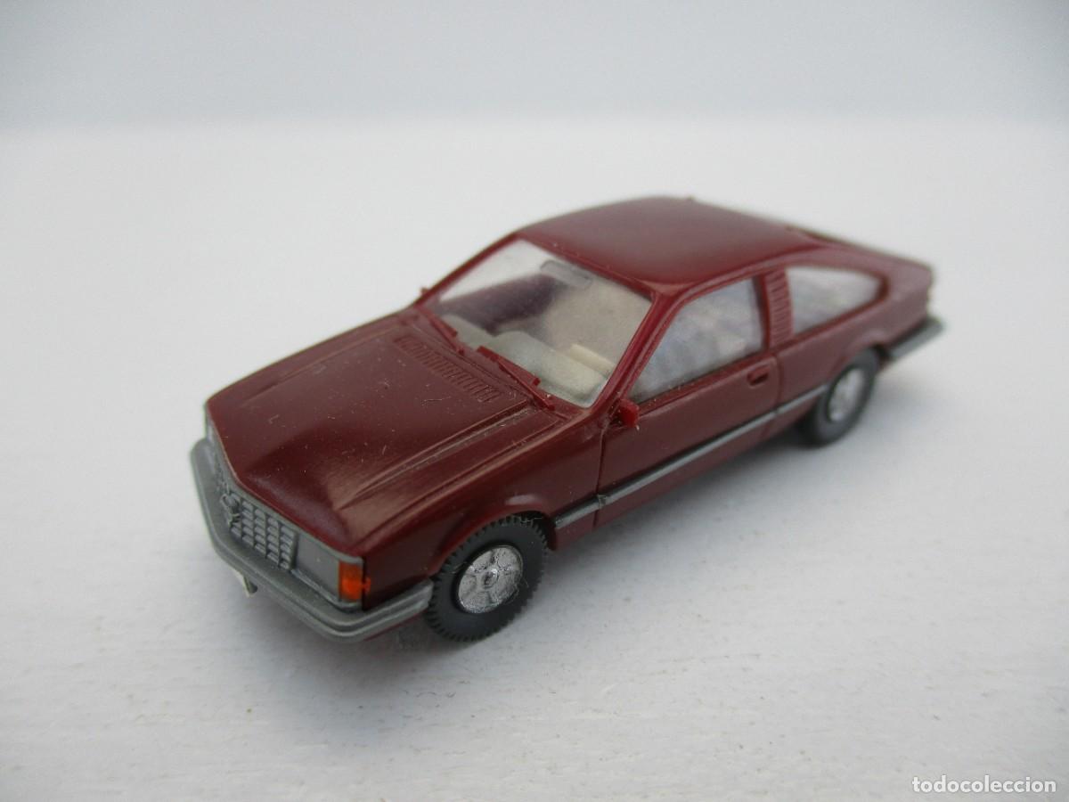 Voitures &agrave; l'&eacute;chelle: COCHE ESCALA 1:87 REF B16