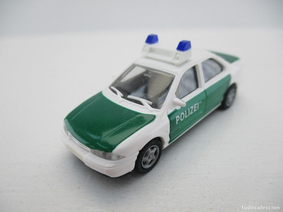 Coches a escala: COCHE ESCALA 1:87 REF B16 - Foto 1