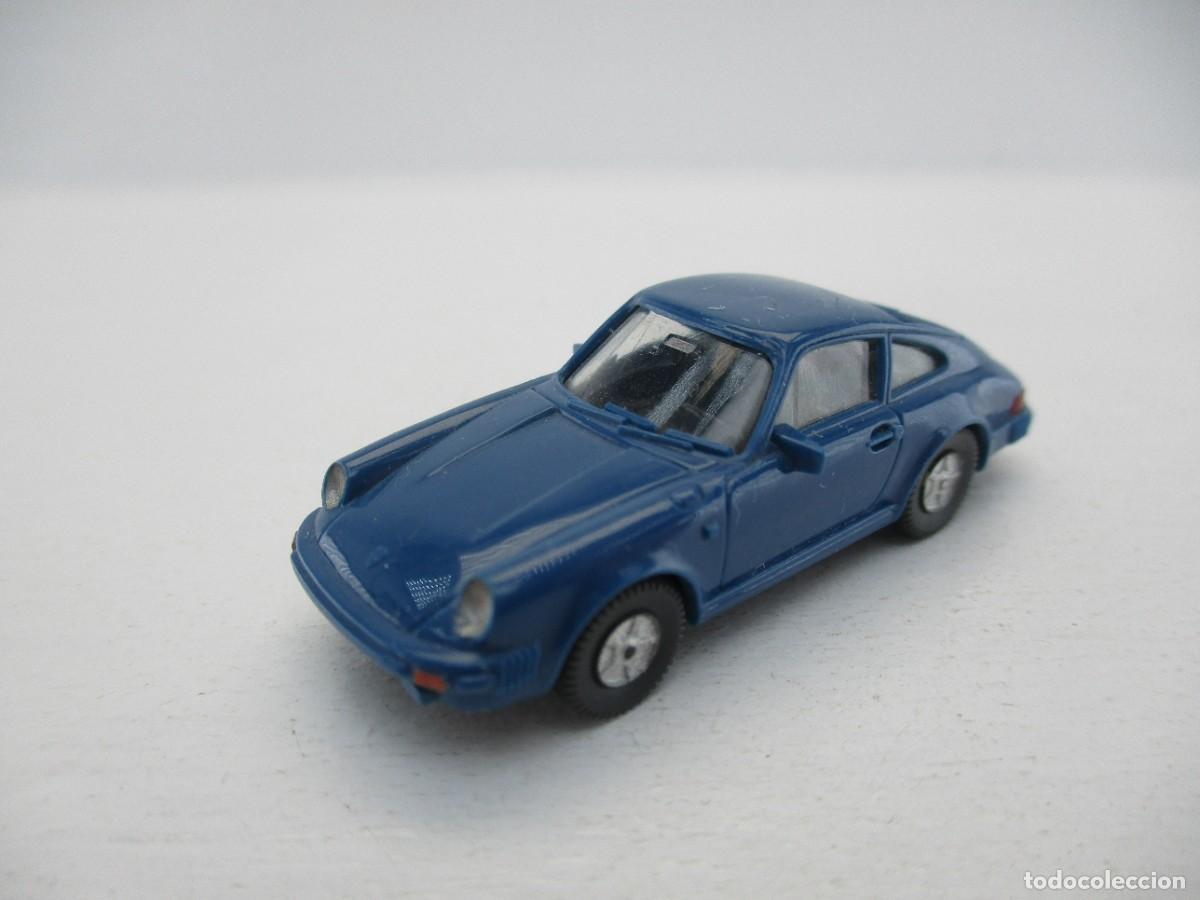 Coches a escala: COCHE ESCALA 1:87 REF B18 - Foto 1