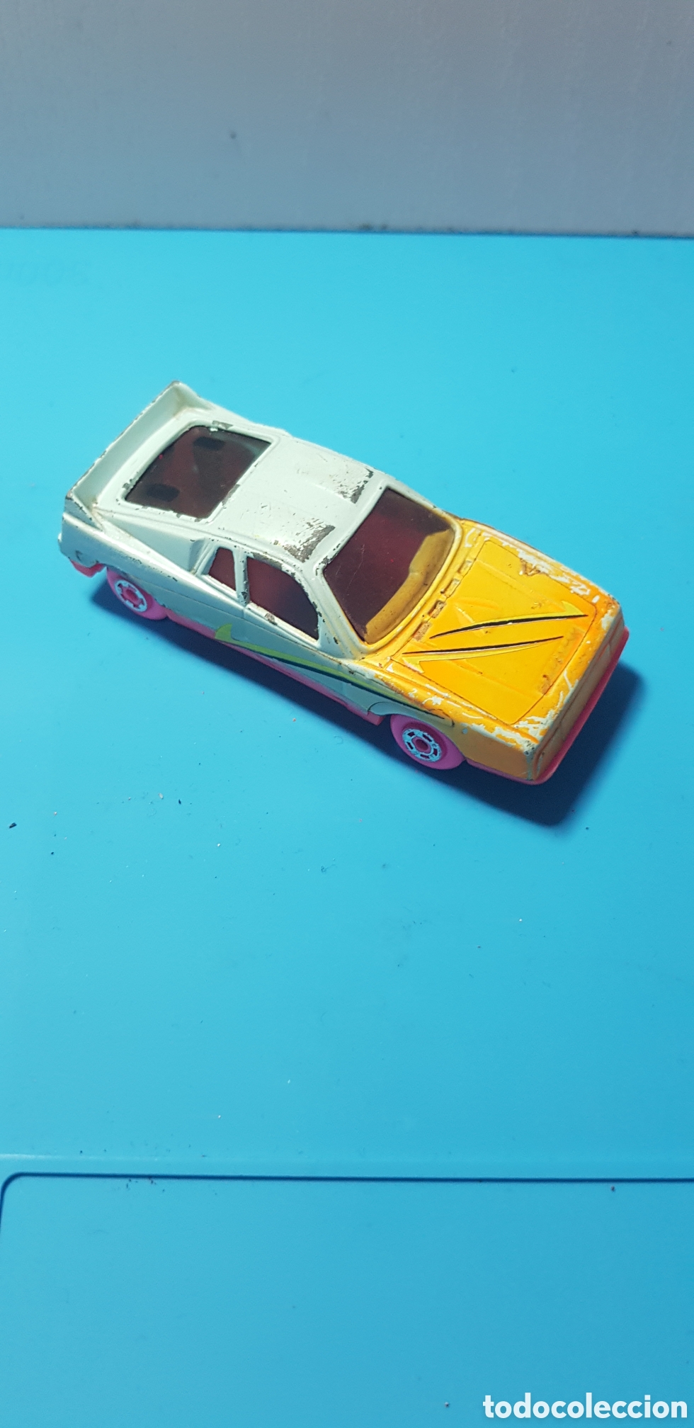 Coches a escala: Coche Lancia 037 rally marca miras muy raro en este color