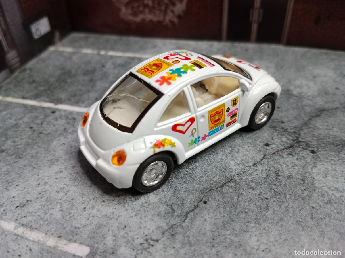 Coches a escala: Volkswagen New Beetle Sin Marca 6cm Pullback - Foto 2