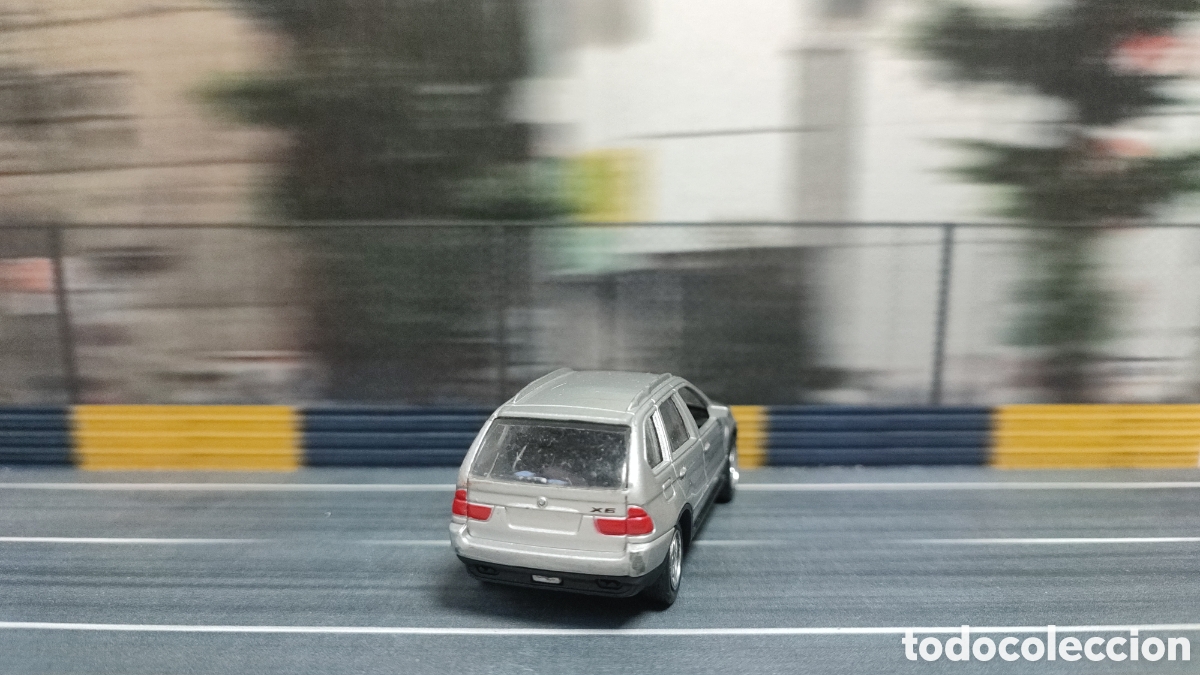 Coches a escala: WELLY -- BMW X5 Gris - Foto 2