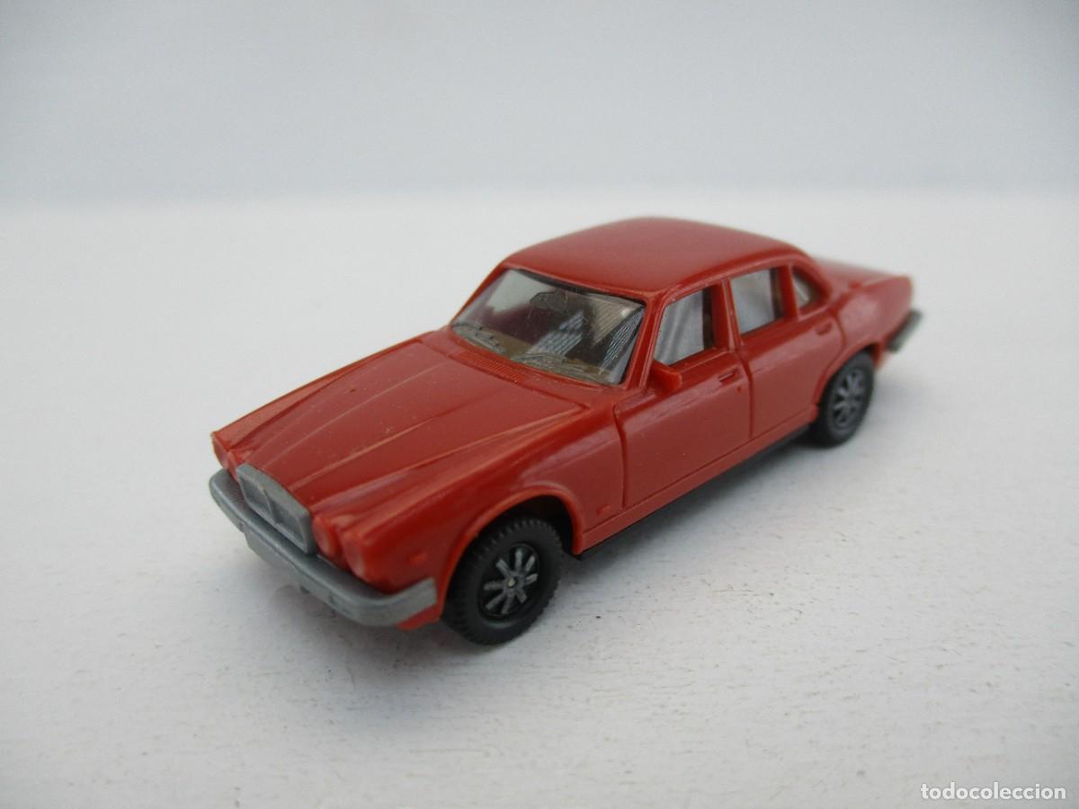 Coches a escala: COCHE ESCALA 1:87 REF C-3 - Foto 1