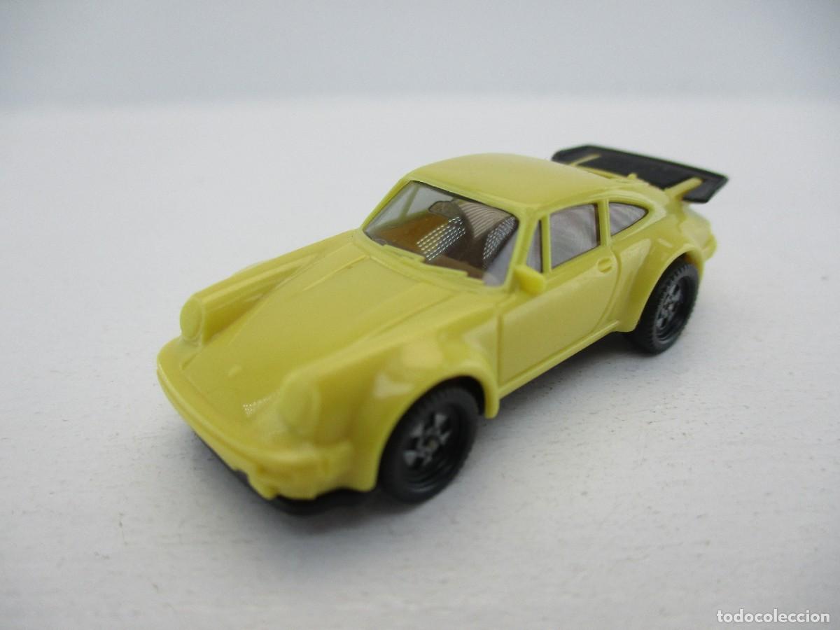 Coches a escala: COCHE ESCALA 1:87 REF C-3 - Foto 1
