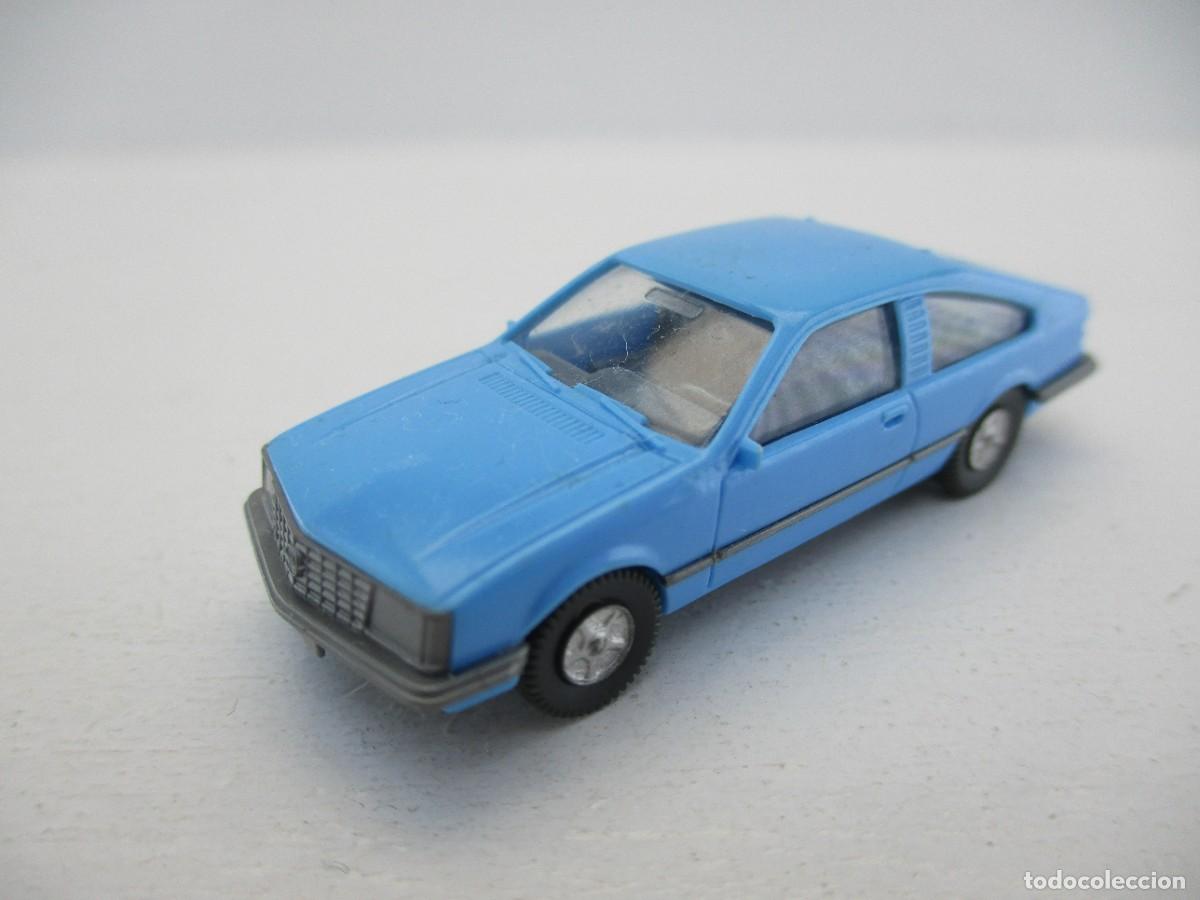Coches a escala: COCHE ESCALA 1:87 REF B16 - Foto 1