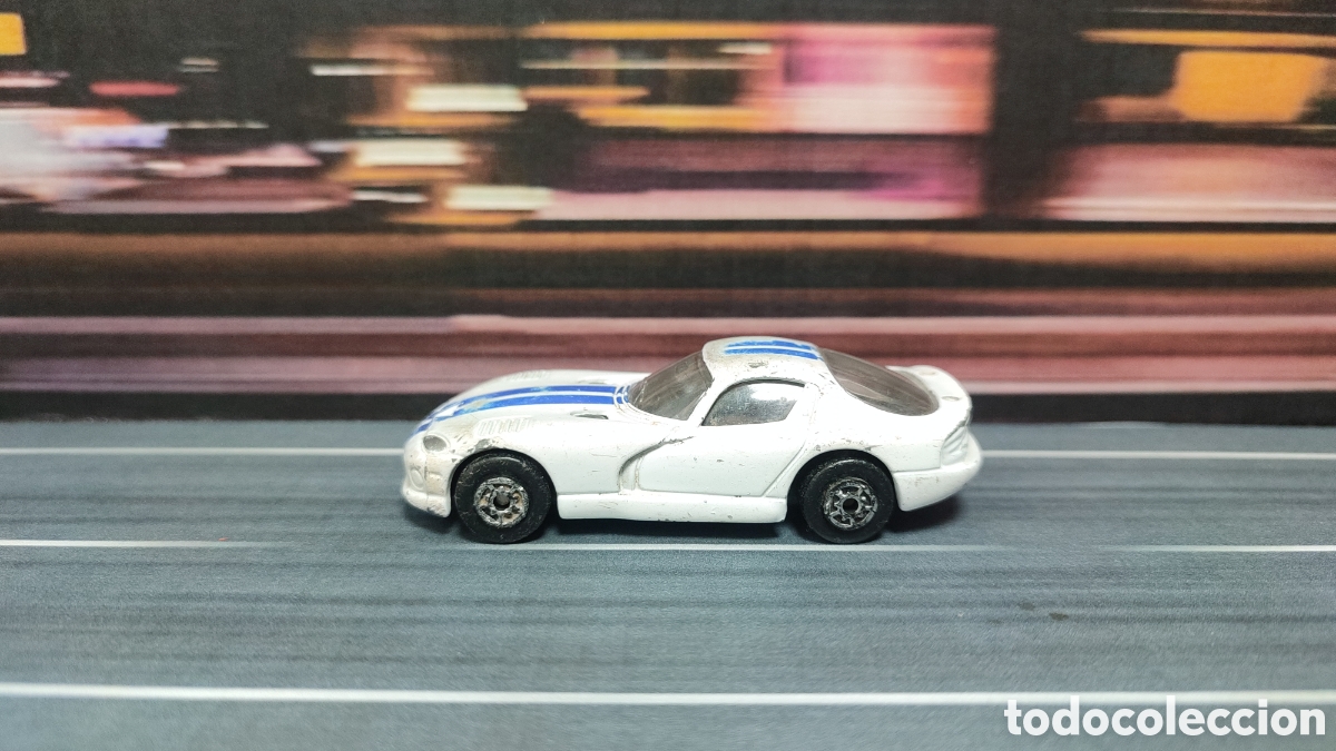 Coches a escala: MAISTO - Dodge Viper - Foto 3