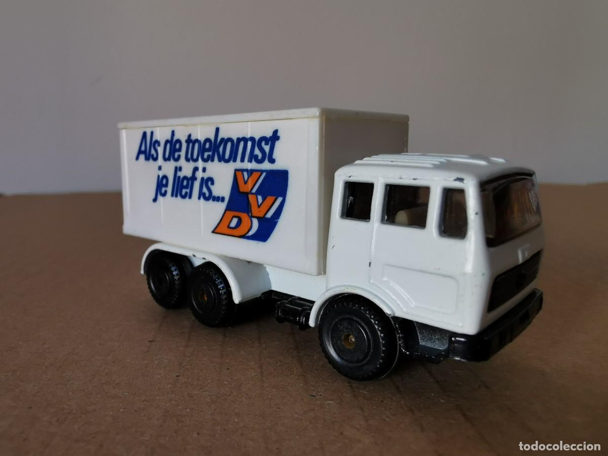 Coches a escala: Mercedes Truck EFSI 1/64