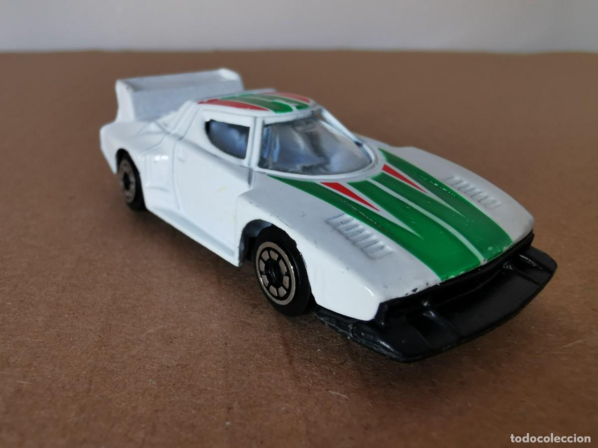 Coches a escala: Lancia Stratos Made in China 1/64