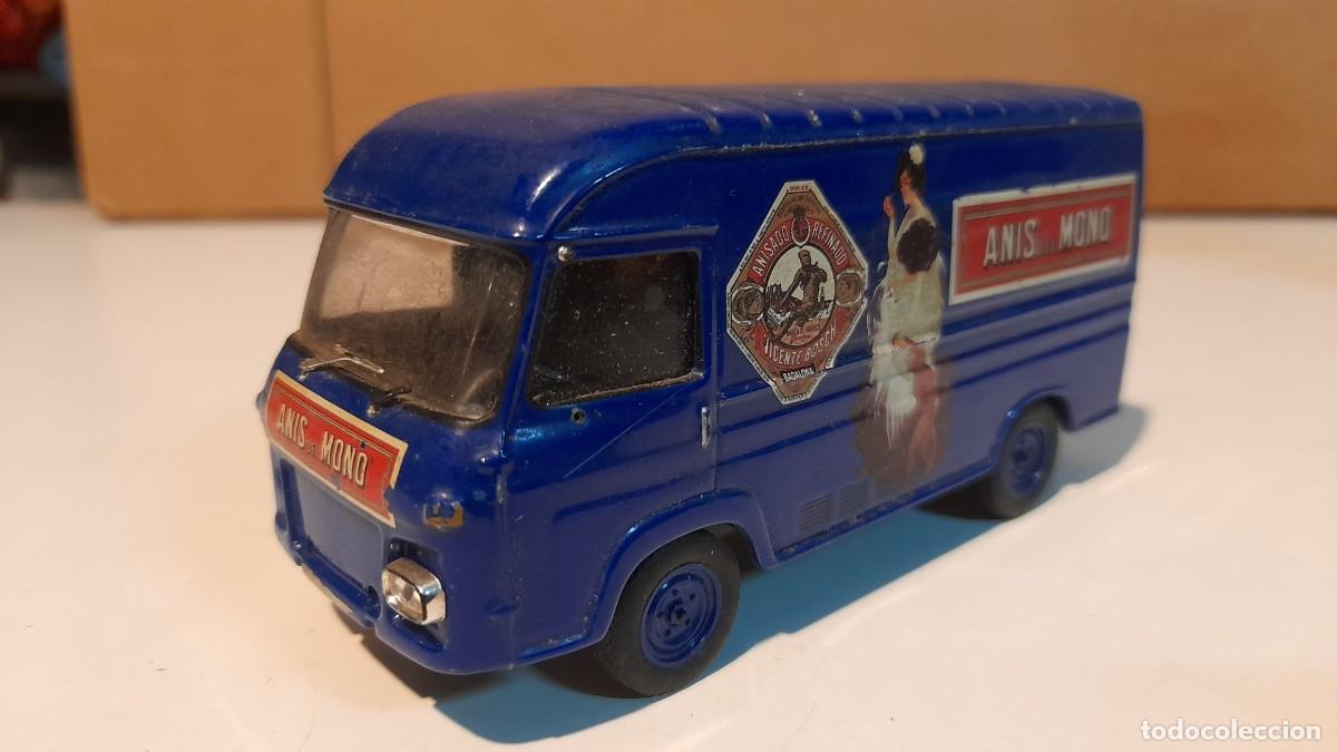 Coches a escala: FURGON RENAULT ( ANIS DEL MONO ) - Foto 2