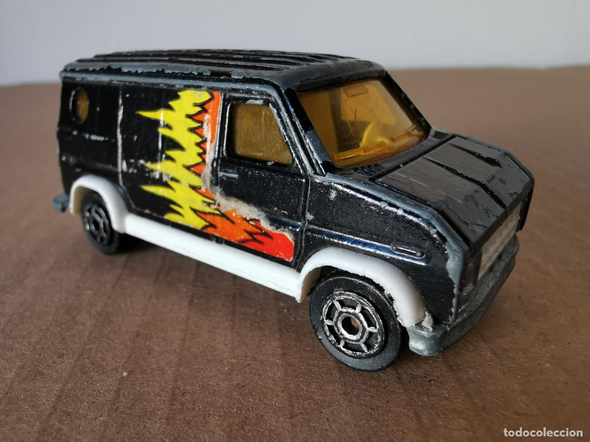 Coches a escala: US Van Majorette 1/64 - Foto 1