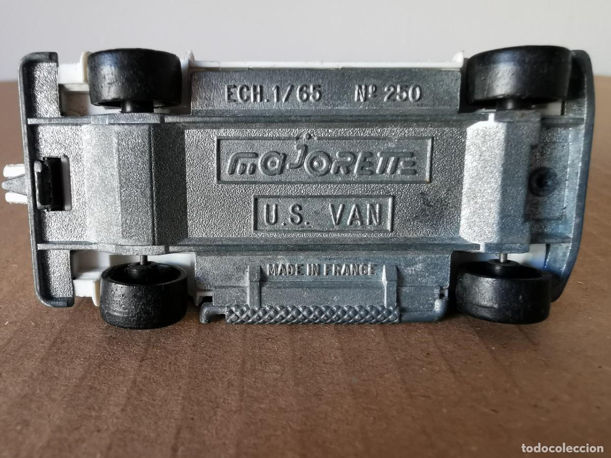 Coches a escala: US Van Majorette 1/64 - Foto 5