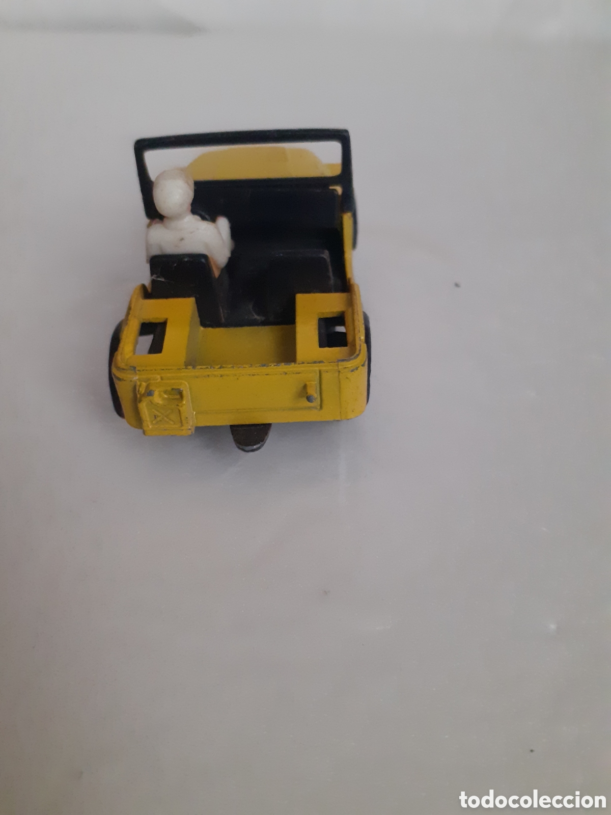 Coches a escala: GUISVAL JEEP WILLYS AMARILLO PRIMERAS SERIES - Foto 4
