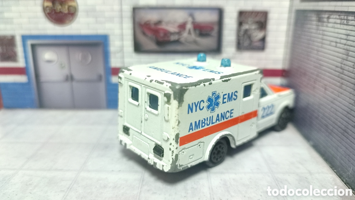 Coches a escala: MAJORETTE - Ambulance* - Foto 2