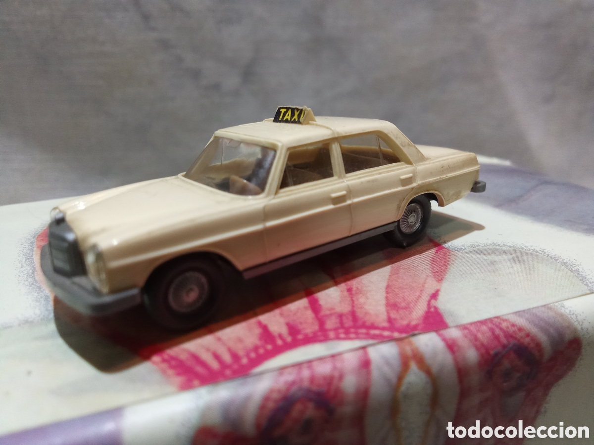 Coches a escala: MERCEDES 200 DE WIKING - Foto 1