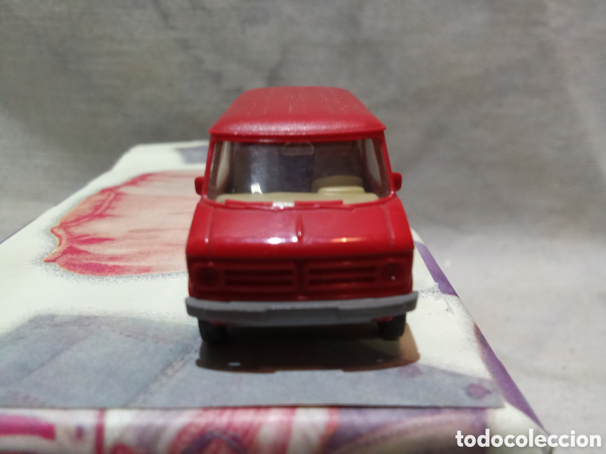 Coches a escala: FURGONETA ROJA DE WIKING - Foto 3