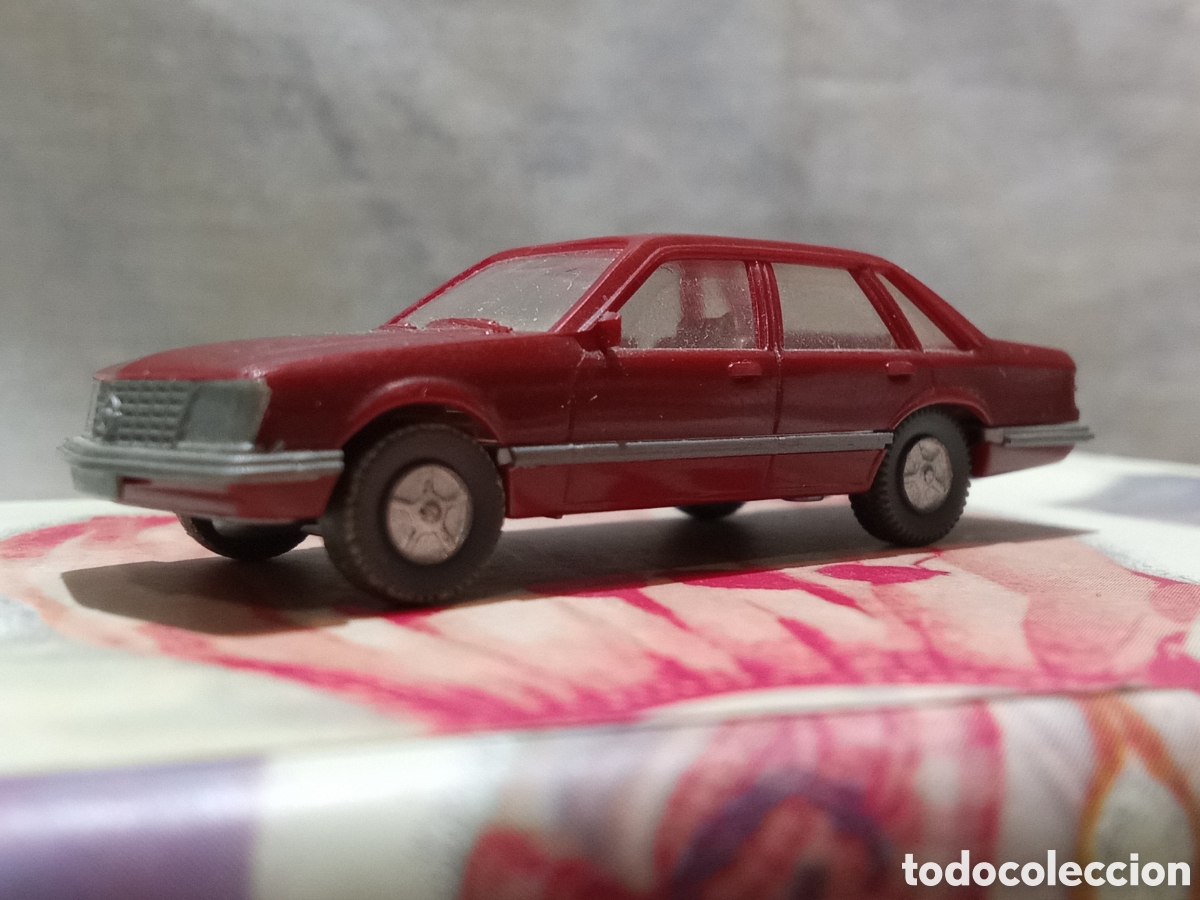 Coches a escala: OPEL SENATOR DE WIKING - Foto 1
