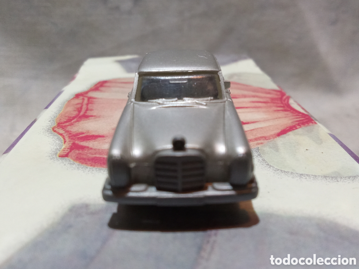 Coches a escala: MERCEDES 220 GRIS DE PREP - Foto 3