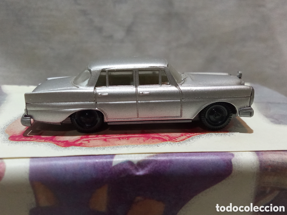 Coches a escala: MERCEDES 220 GRIS DE PREP - Foto 4