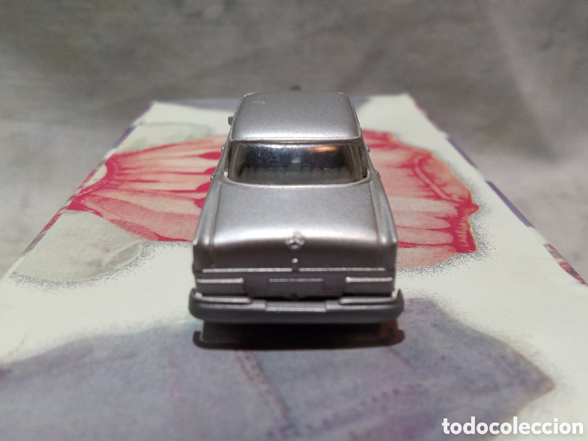 Coches a escala: MERCEDES 220 GRIS DE PREP - Foto 5