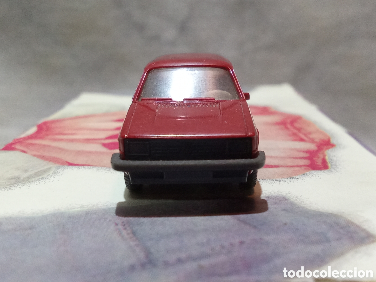 Coches a escala: VW JETTA ROJO DE WIKING - Foto 3