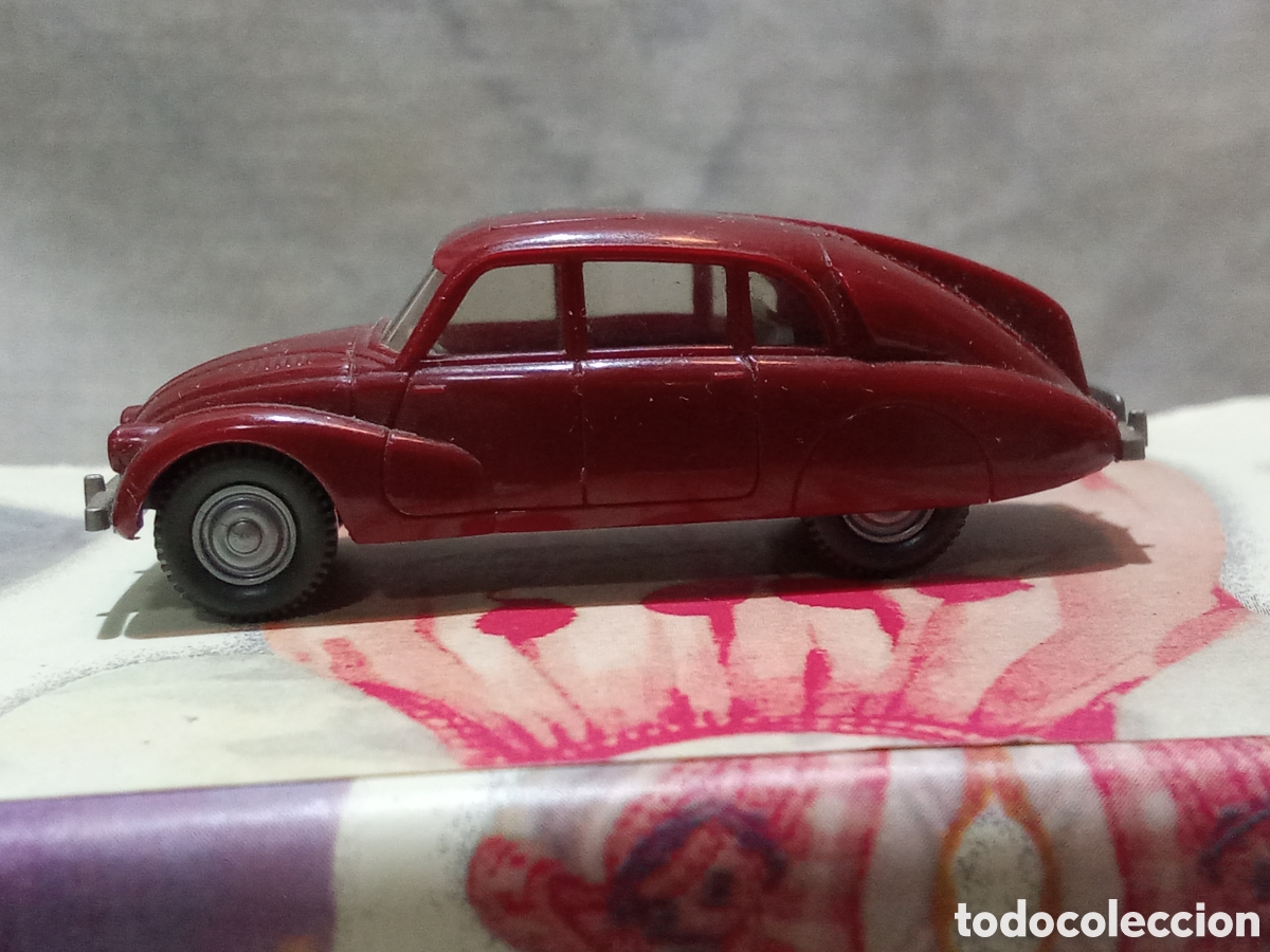Coches a escala: TATRA 87 GRANATE DE WIKING - Foto 1