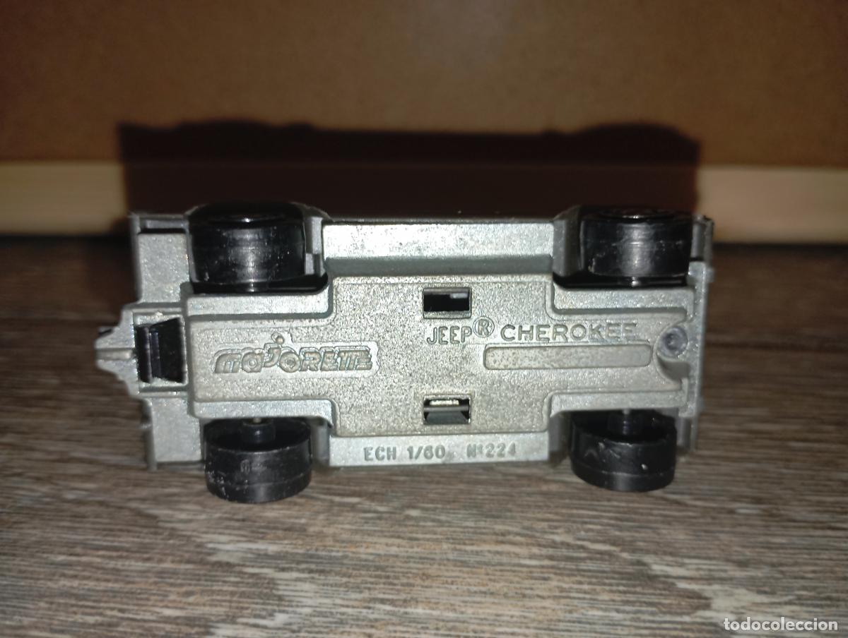Coches a escala: Coche Jeep Cherokee majorette - Foto 9