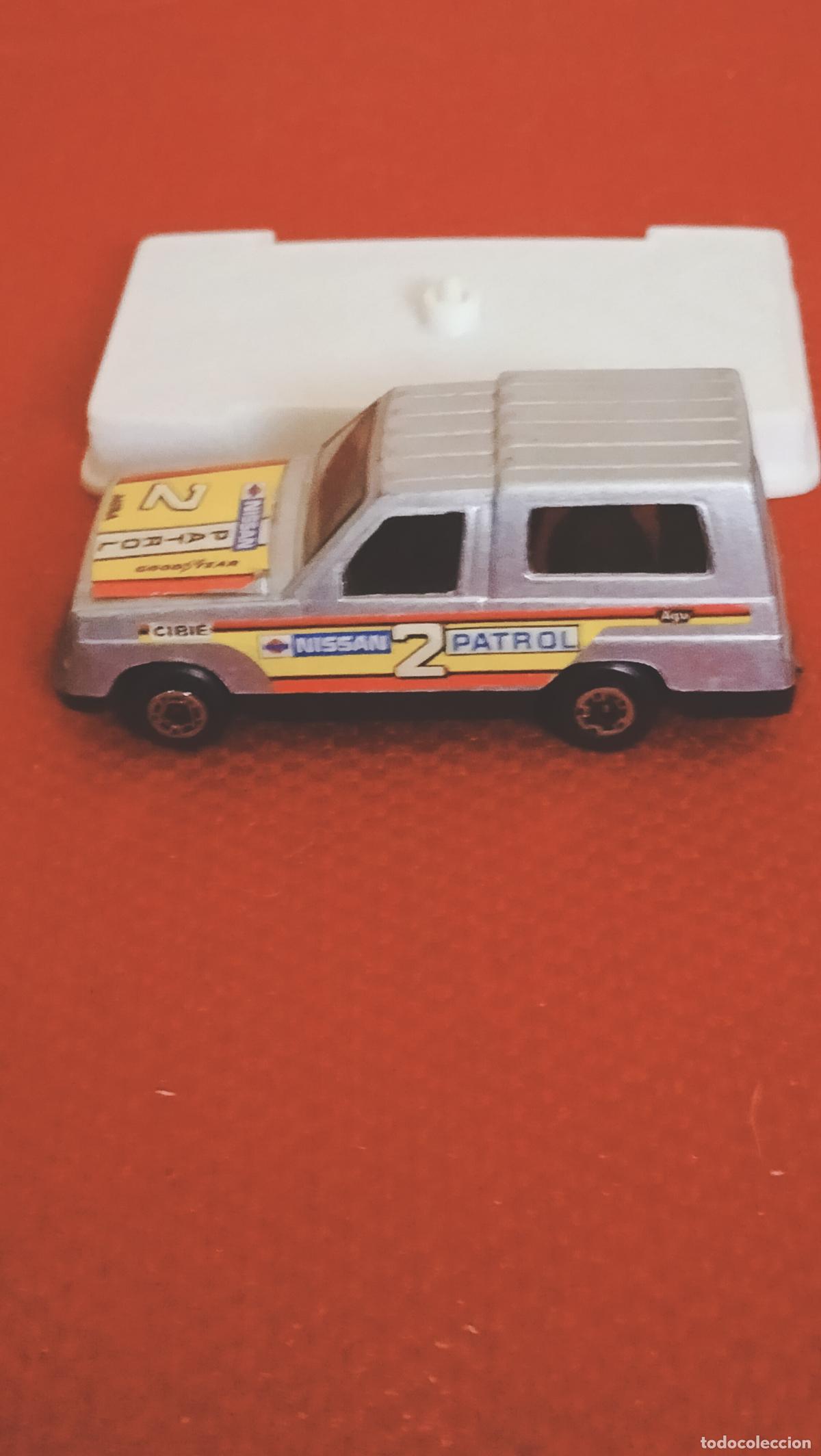 Coches a escala: ANTIGUO NISSAN PATROL DE MIRA