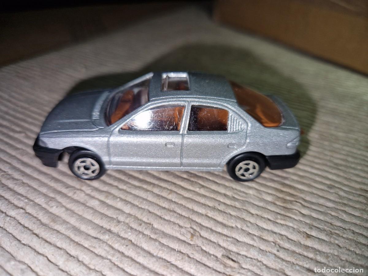 Coches a escala: MAJORETTE FORD MONDEO - Foto 1
