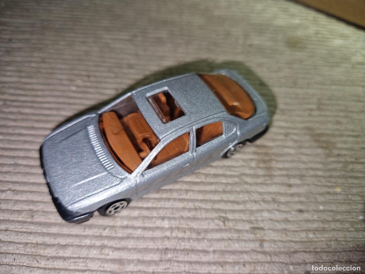 Coches a escala: MAJORETTE FORD MONDEO - Foto 3