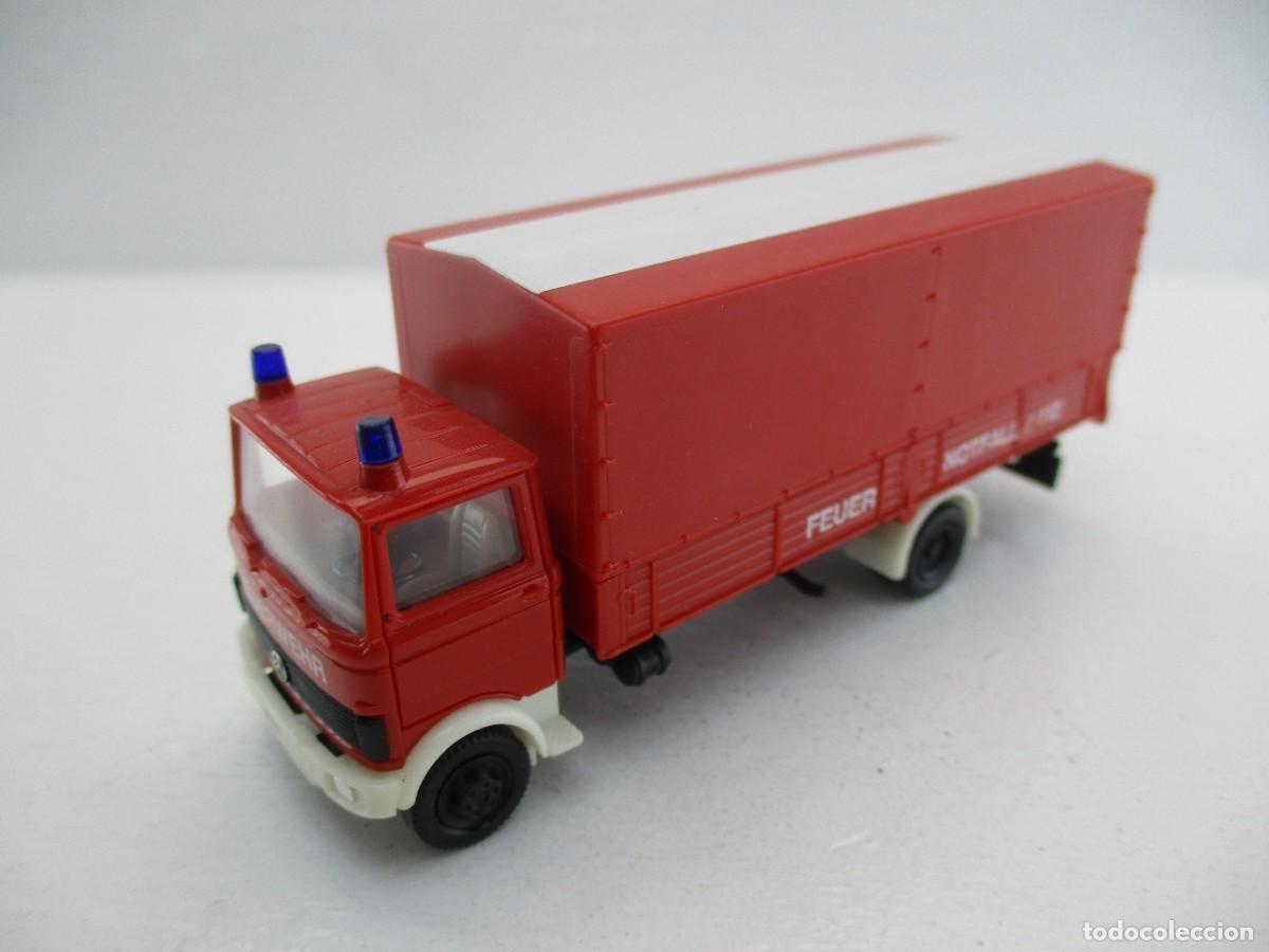 Coches a escala: CAMION ESCALA 1:87 REF RH